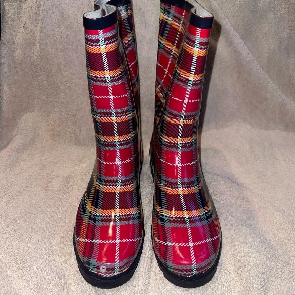 NWOT (Display Pair) Women’s Size 11M Sporto Red Plaid Rain Boots